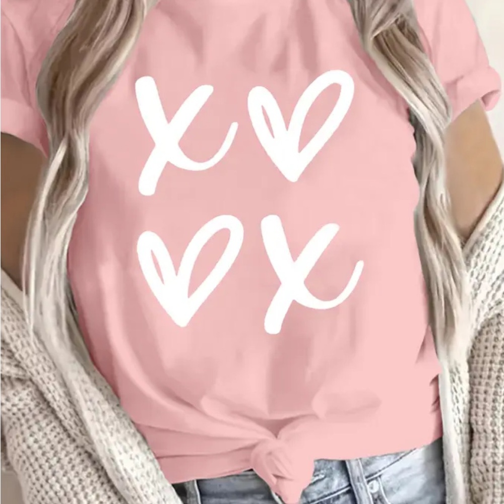 Pink XO Heart Graphic Tee